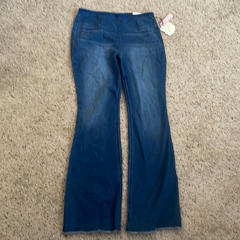 Hi rise flare jeans